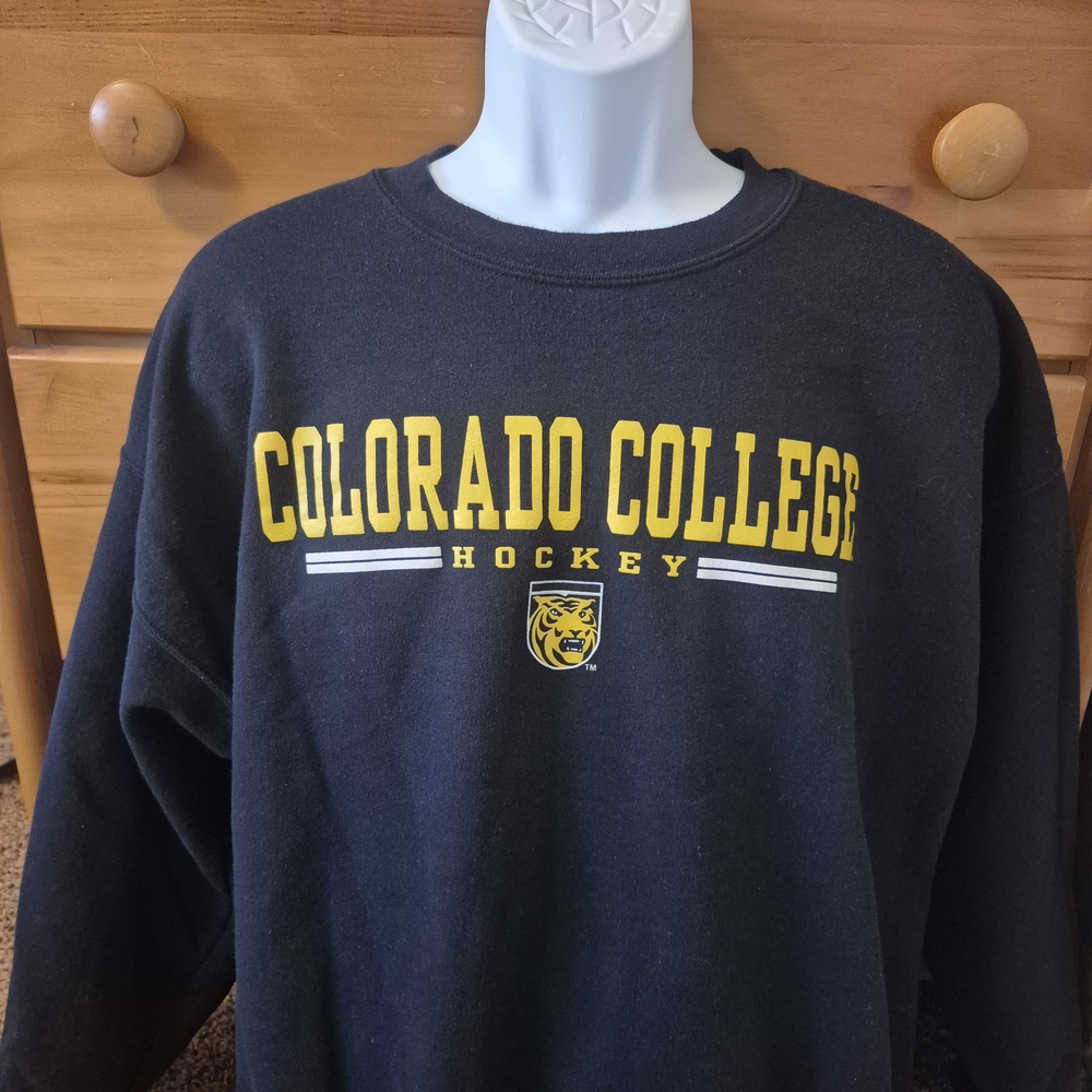 Colorado College Hockey Men's Sweatshirt XL - Picture 2 of 7